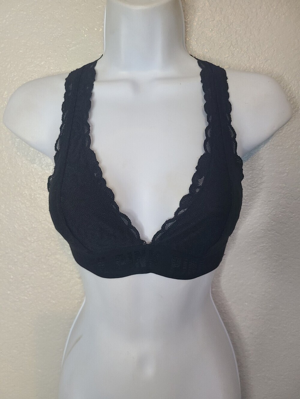 PINK Victoria's Secret Black Lace Halter Neck T Back Plunge Bralette Size XS